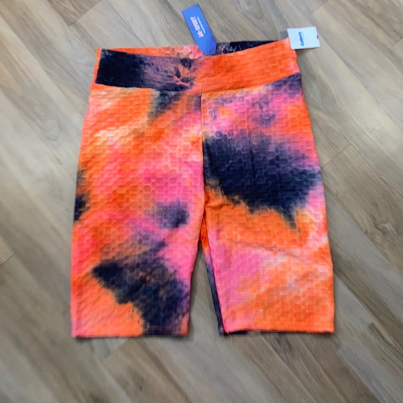 3/$15 Tie dye print honeycomb stretch longer short size 2X jrs - Picture 5 of 15